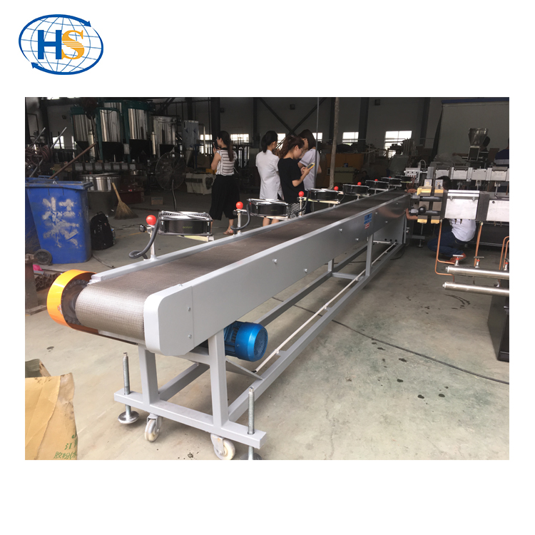 Belt Conveyor with Air-cooling Fan in Plastic Extrusion Line